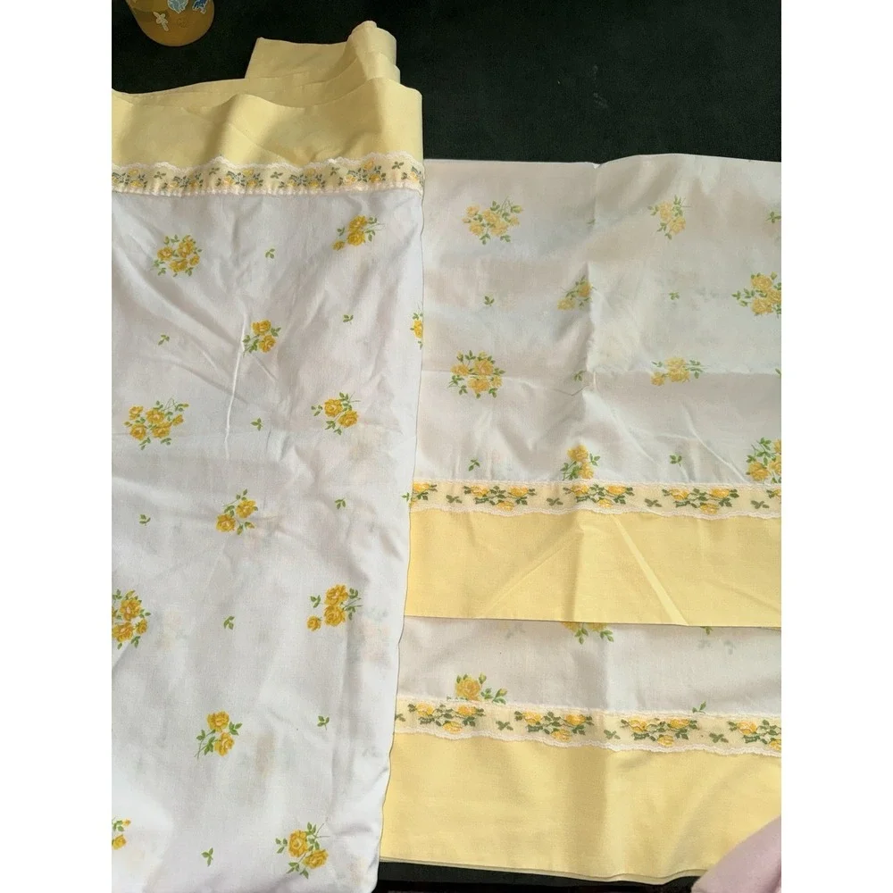Vtg 70s Lady Pepperell Full Flat Sheet  Pillowcases Yellow Rose Lace Trim Fabric